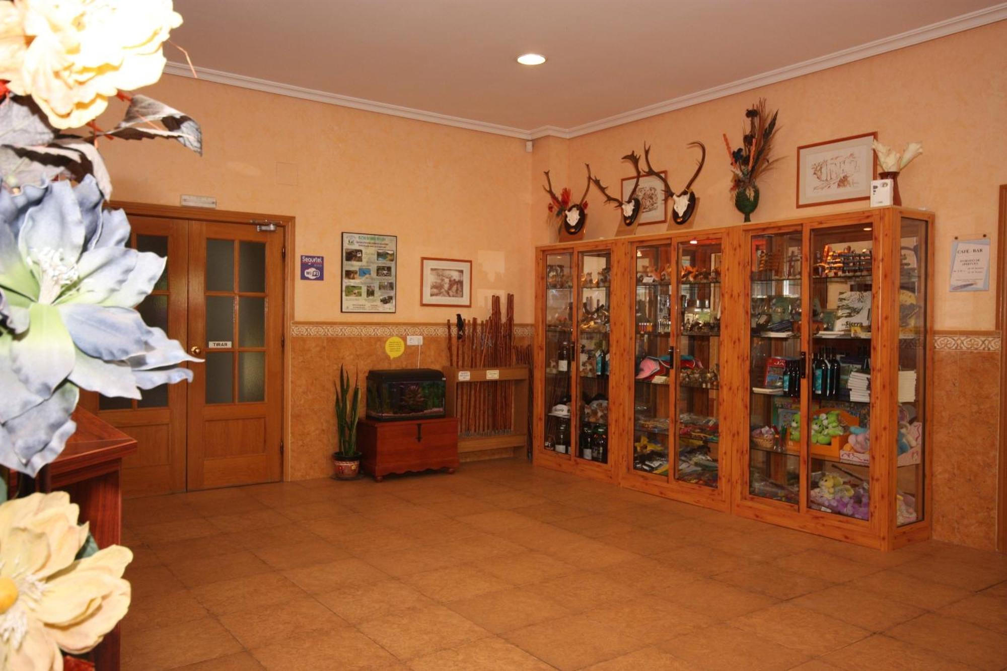 Hotel Rural Montana De Cazorla Arroyo Frio Exterior foto